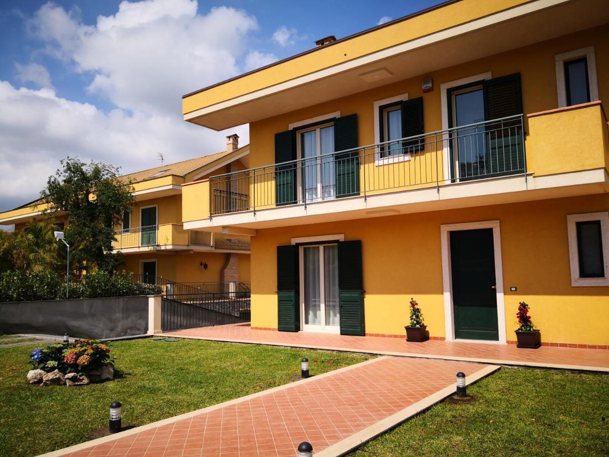 Scm House Mascali Exterior foto